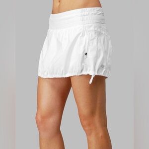 Lululemon Run Tracker Skirt “Black”